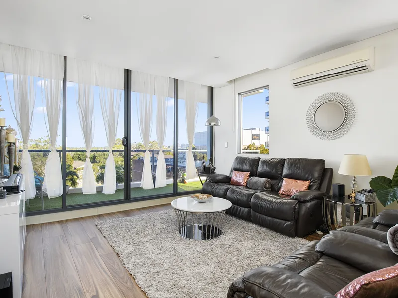 IMMACULATELY PRESENTED 3 BEDROOM APARTMENT @ AVANTI