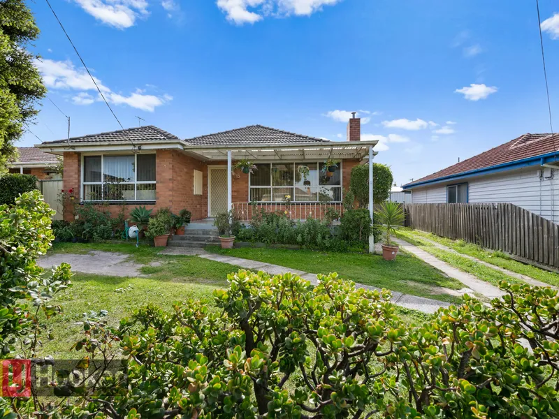 GREAT LOCATION, GREAT FAMILY HOME,