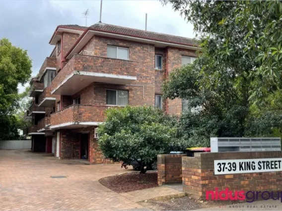 2 Bedroom Unit in Ideal Location