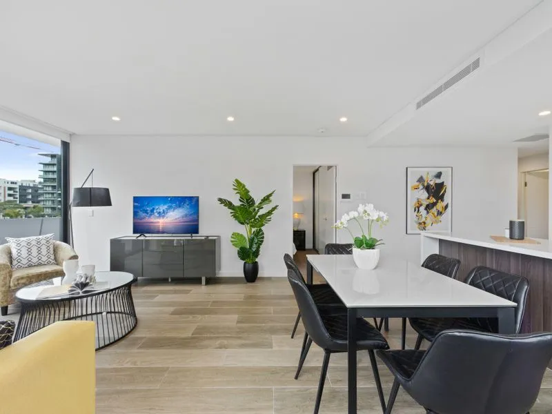 NEW Luxurious 2 bedroom 2 Bath 1 Security Car space.