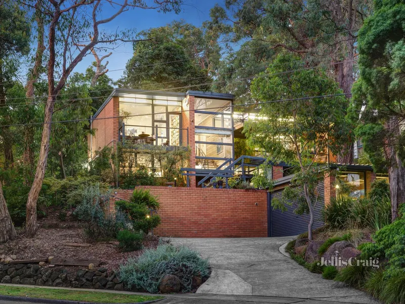 Tranquil bushland retreat