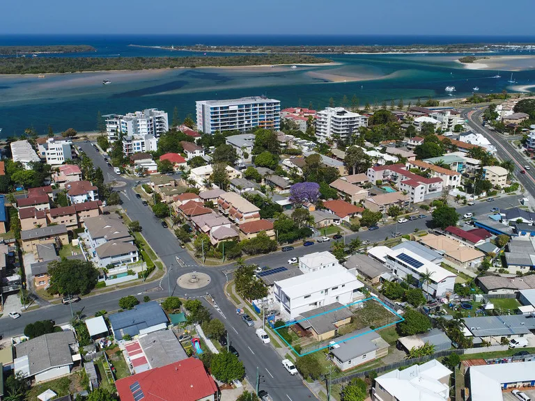 BRAND NEW DUPLEX PAIR OPPORTUNITY  -  GREAT TO DOWNSIZE OR INVEST