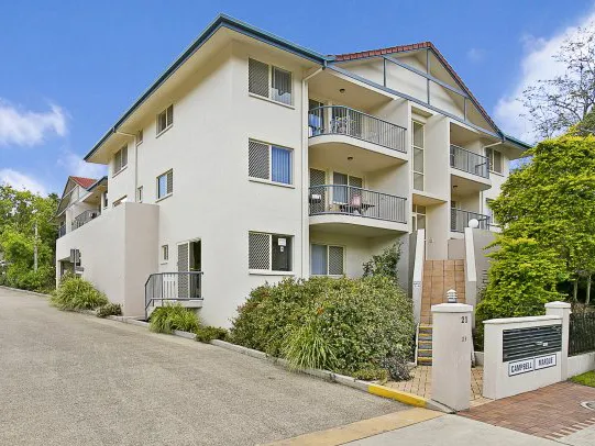 FABULOUS AIR CONDITIONED  UNFURNISHED FABULOUS UNIT AT HEART OF TOOWONG ! 