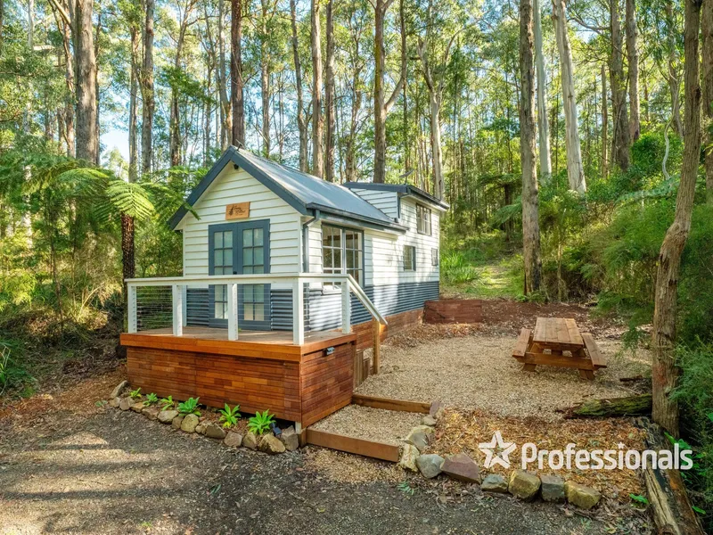 FERNY HOLLOW 1 ACRE APPROX