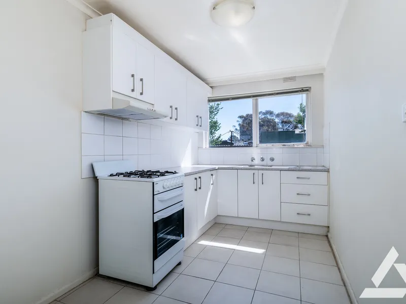 NEAT AND TIDY 2 BEDROOM