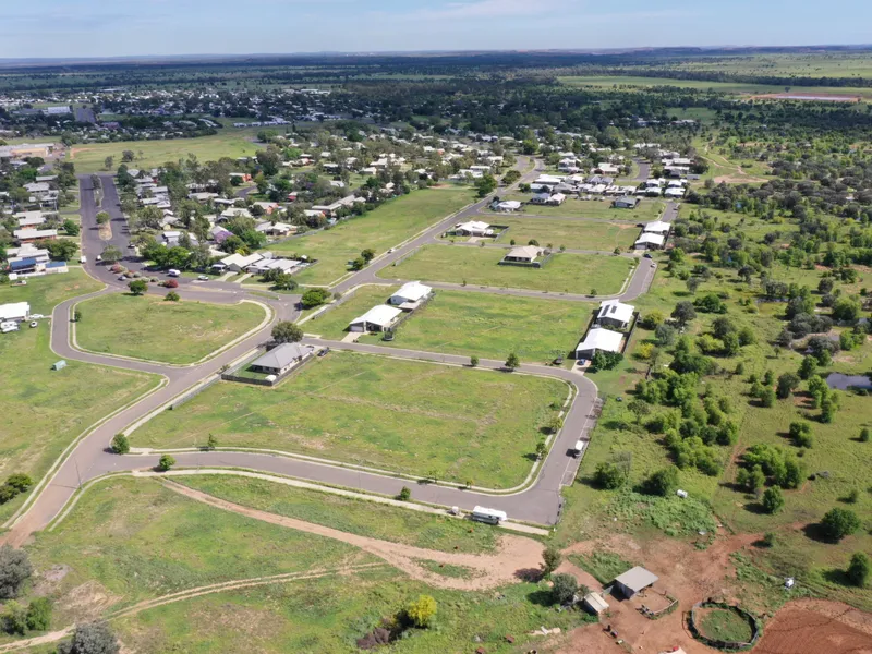 LOT 1001 - 740 SQ M FREEHOLD BLOCK - SPECTACULAR LOCATION - DRIVE BY AND ADMIRE THE VIEWS - STUNNING