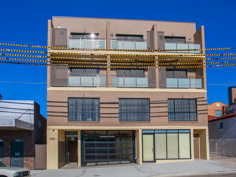 NEAR NEW STUDIO APARTMENTS 