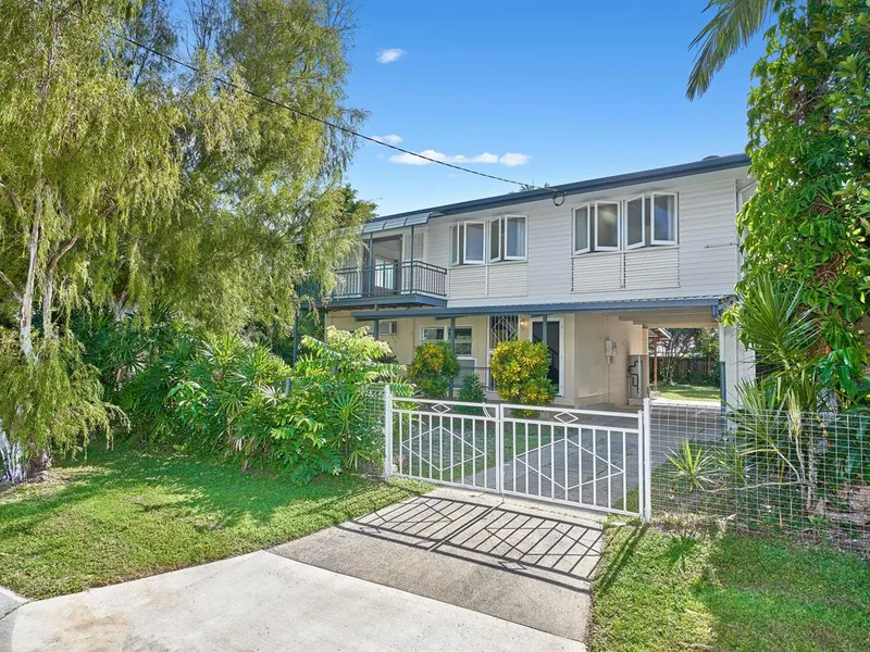 FAMILY HOME…..CONVENIENT LOCATION