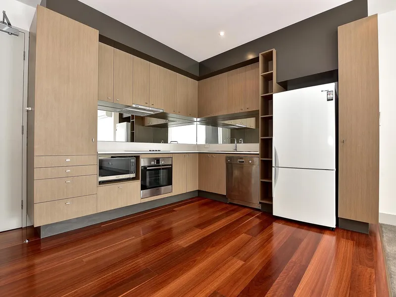 LIGHT FILLED TWO BEDROOM APARTMENT!