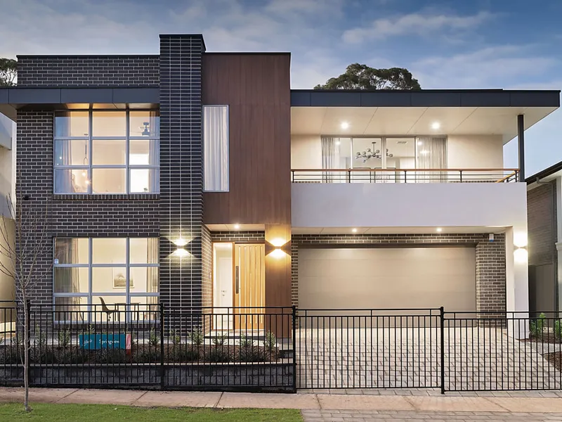 An Enviable Modern Family Home Overlooking Magnificent Parklands and Gum Trees. 