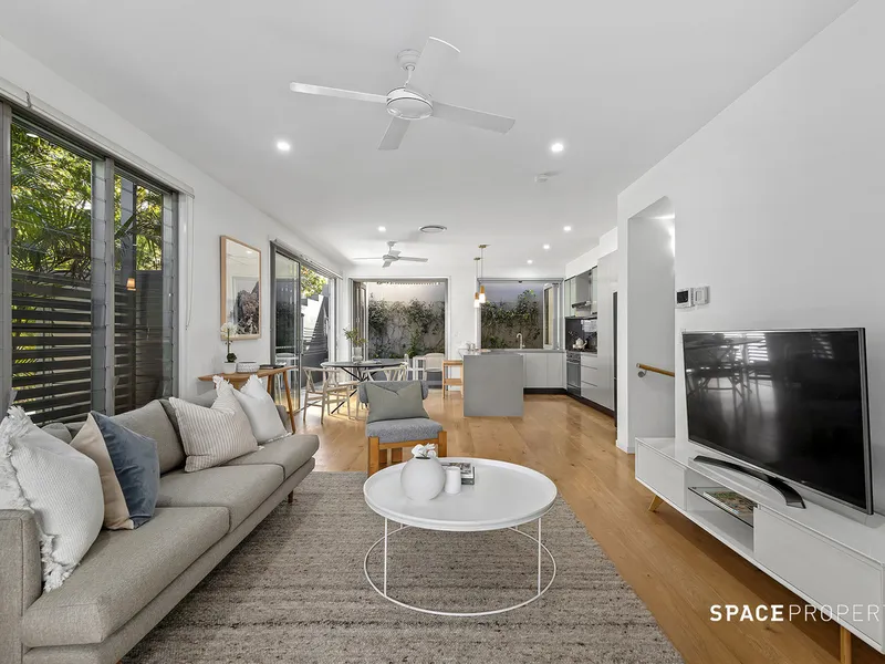 Unique Luxury Townhouse in the Heart of Herston