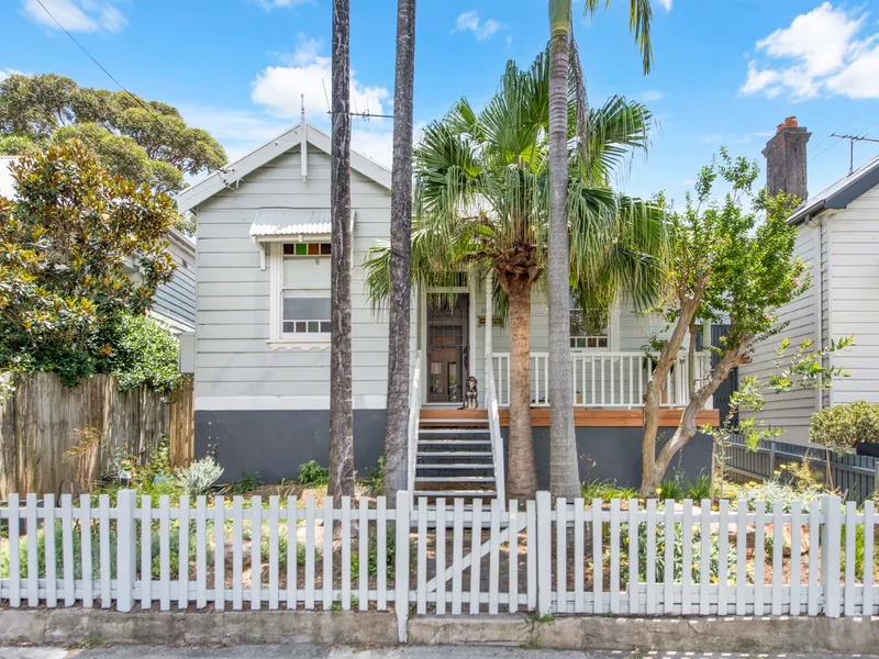 Charm and lifestyle in a parkside location
