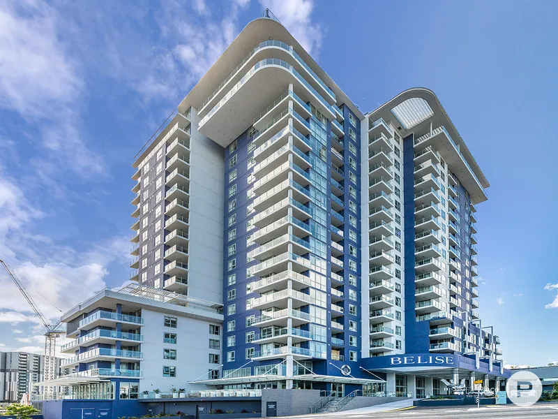 Modern fully furnished apartment with stunning views