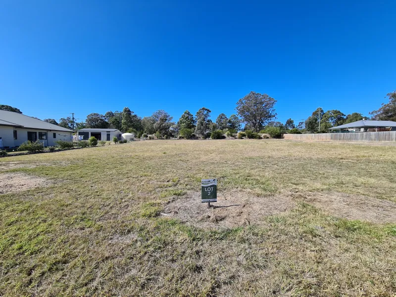 Vacant Land - Build or Bank!