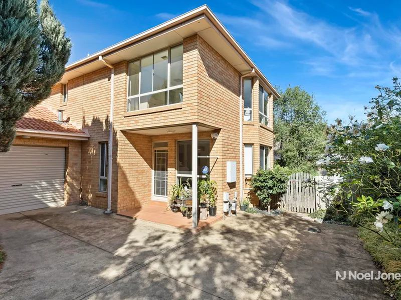 Light, bright and very inviting