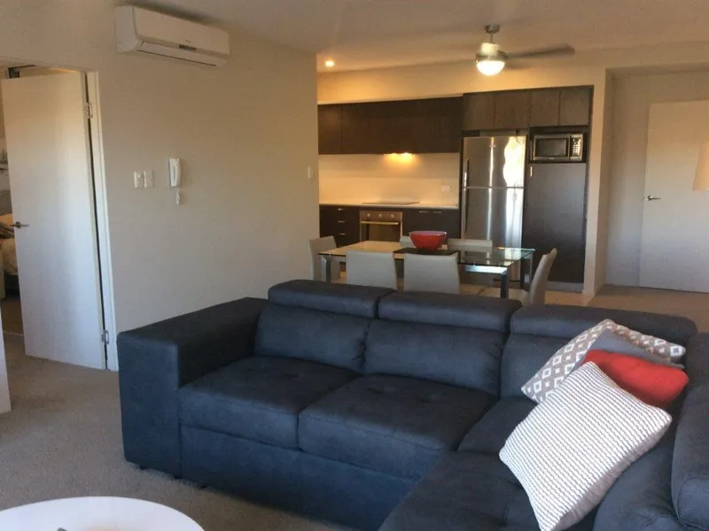 BREAK LEASE on this fully furnished 2x2 on Pool deck level 3, reduced rent @ $875pw with NBN included until 26/3/22, then rent increases to $1100pw.