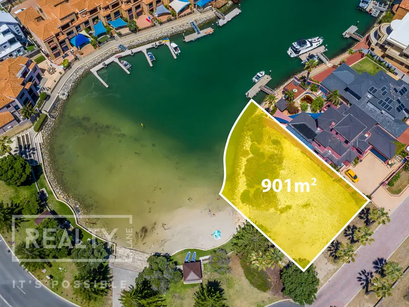 Waterfront Spectacular