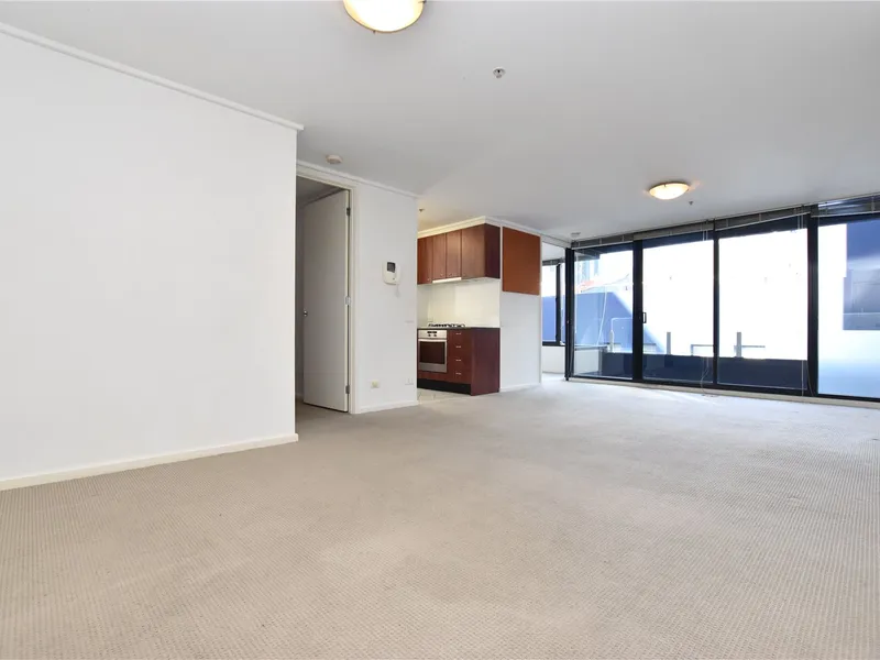 Gorgeous Apartment On Level 4 of City Point!