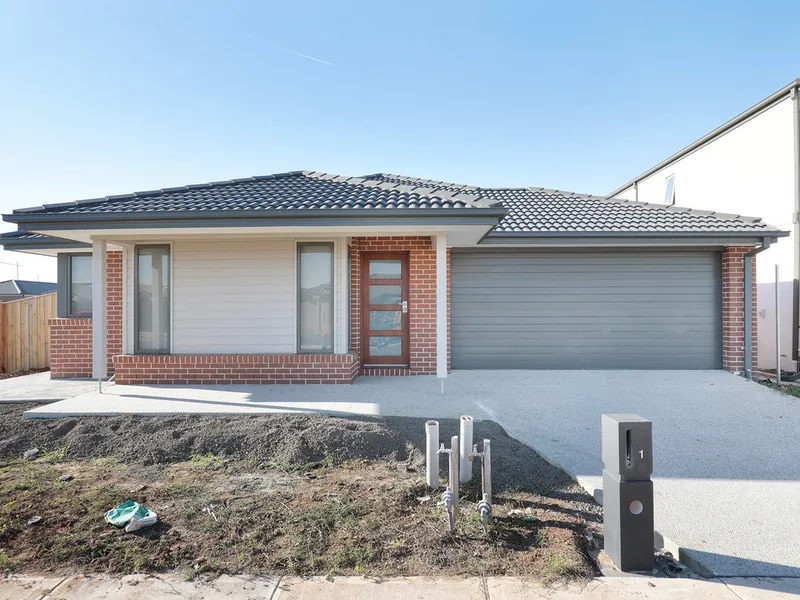 Bright brand new home!