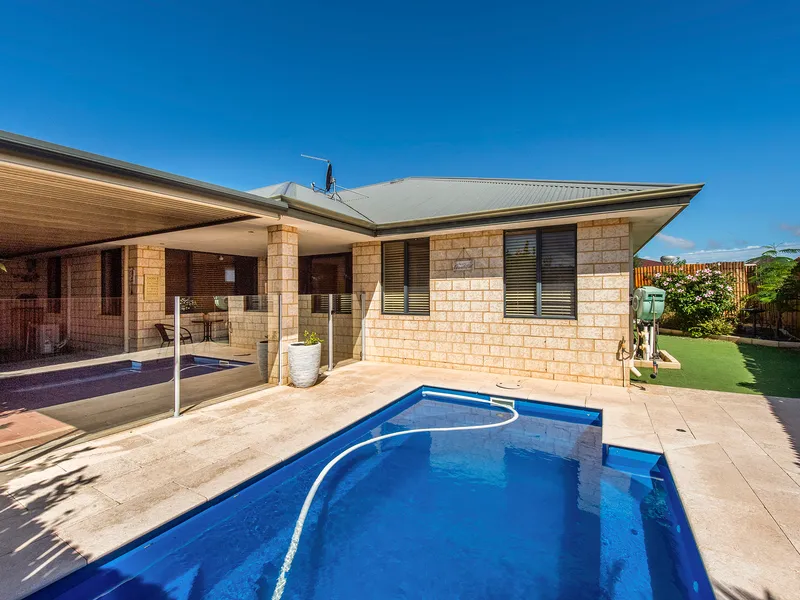 SPACIOUS FAMILY HOME IN SETTLERS HILLS