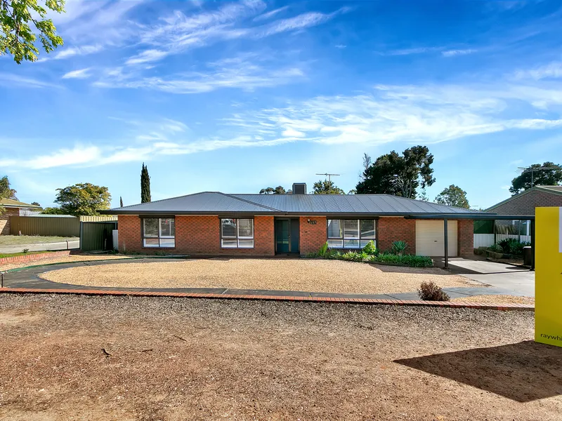 Marvellous property on Murray Street!
