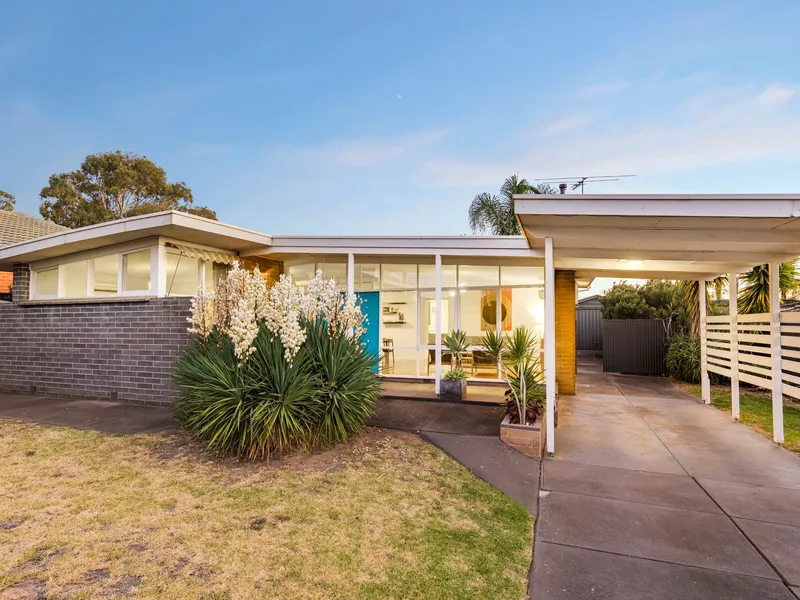 Rich in mid-century modern appeal, iconic throughout its lifespan. Welcome to the original Lapins House.