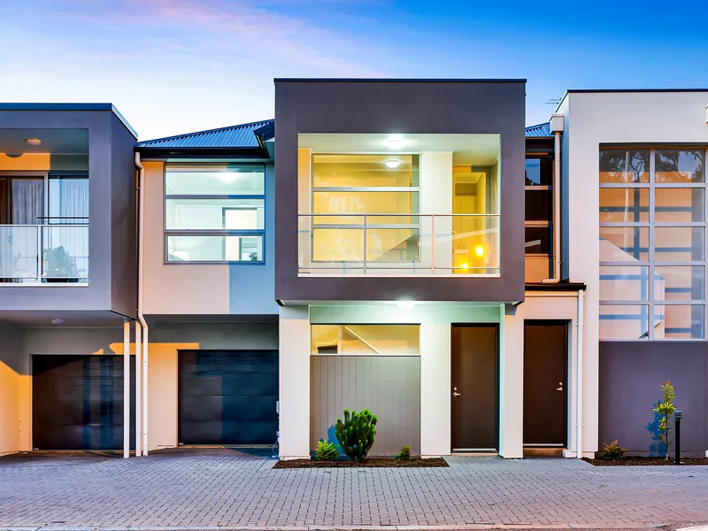 9 Sold, only 2 left! Eligible for First Home Owner Grant .5% annual rental yield guaranteed for two years