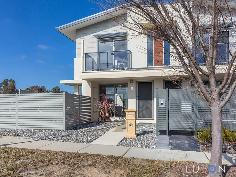 North-facing boutique living with sweeping views... 