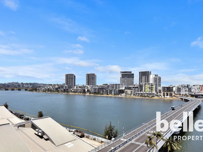 Waterfront | North Facing | Sirus Building 