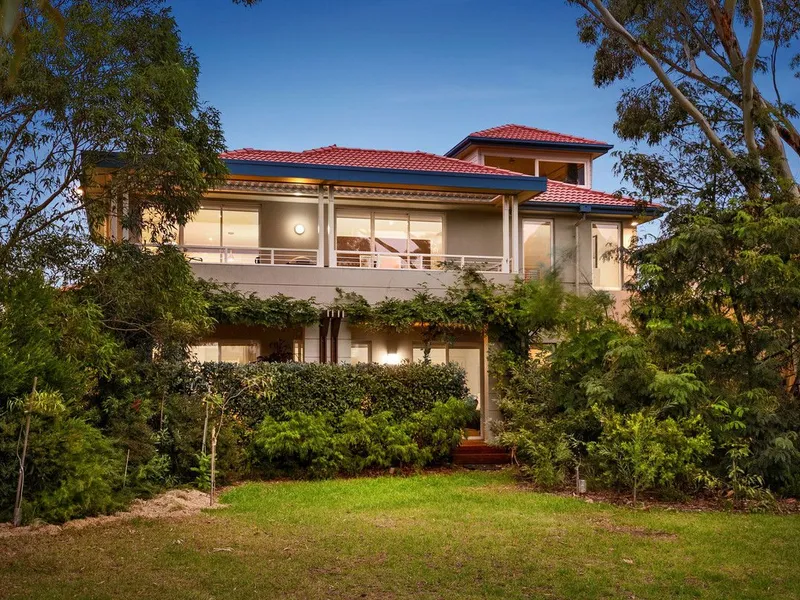 Prestige Parkside Family Home