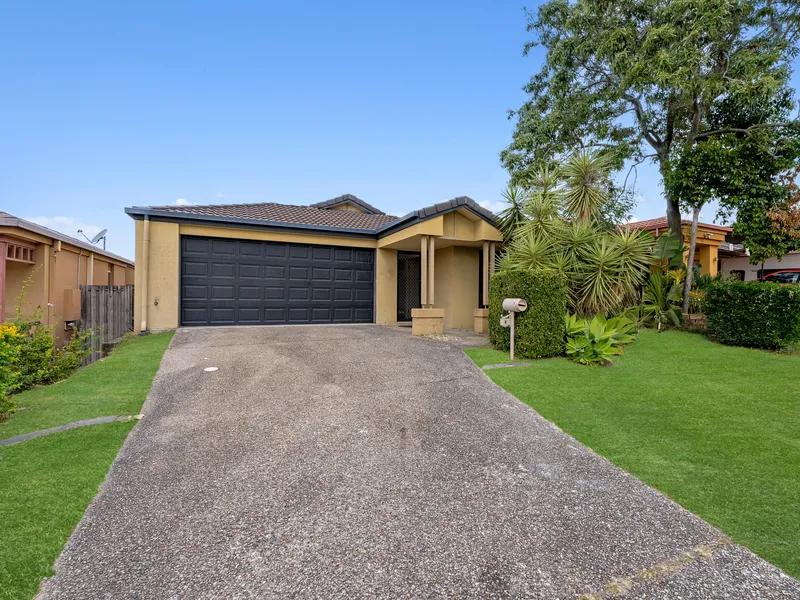 Comfortable Family Living with Room to Grow at 8 Molokai Crescent, Pacific Pines!
