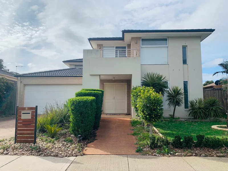 Perfectly positioned in the Alamanda Estate- Fresh painted and new carpets