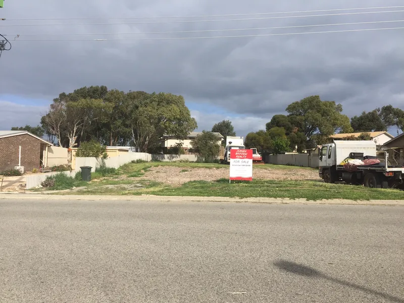 1,170sqm, NO BUILDING TIME RESTRICTIONS