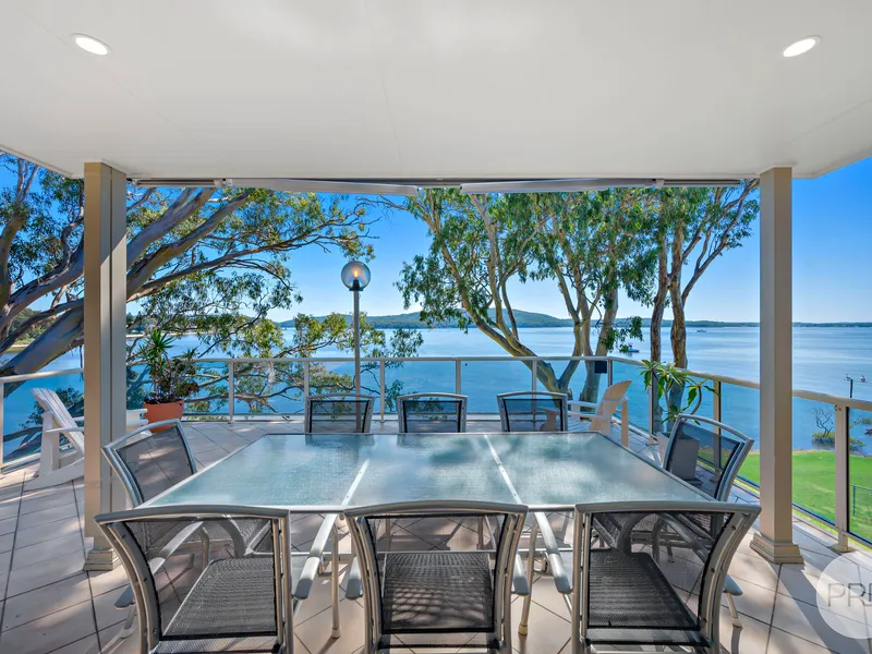 The Pinnacle of low maintenance, waterfront living