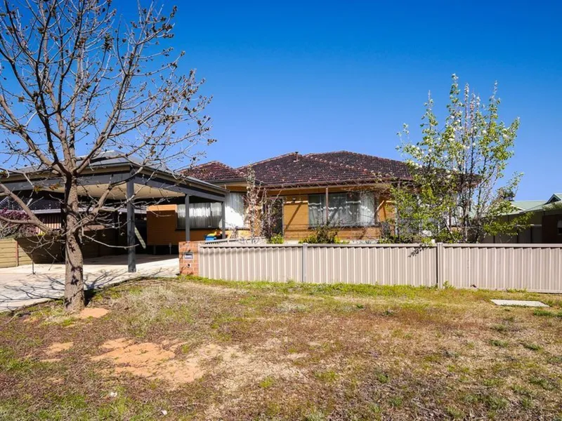 QUALITY HOME IN A CENTRAL LOCATION!