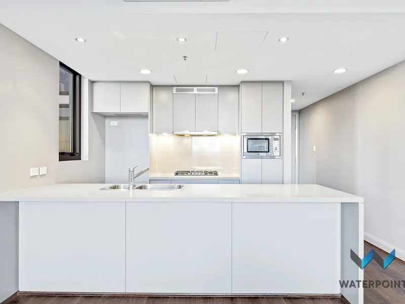 2 BEDROOM + STUDY – CITY VIEWS – FLOORBOARDS THROUGHOUT