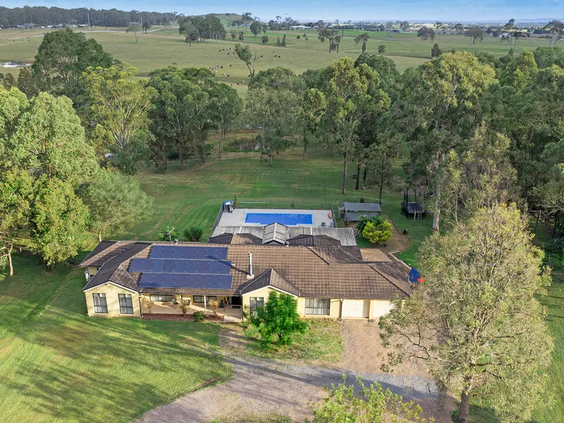 UNINTERRUPTED VIEWS OF SURROUNDING FARMLAND