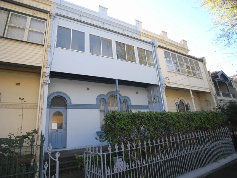 ROOMS AVAILABLE IN GREAT LOCATION - THREE MONTH ONLY DEAL