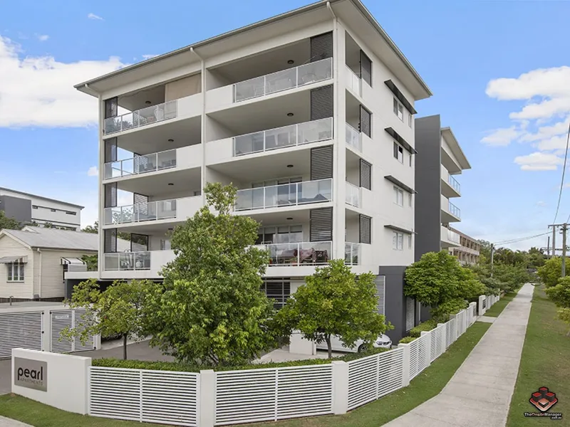 2 Bedrooms, 2 Bathrooms, Unbeatable Location, Walking distance to Transport and Shops in this leafy pocket of Lutwyche.