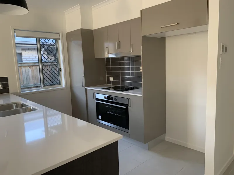 Modern Home in Ideal Location