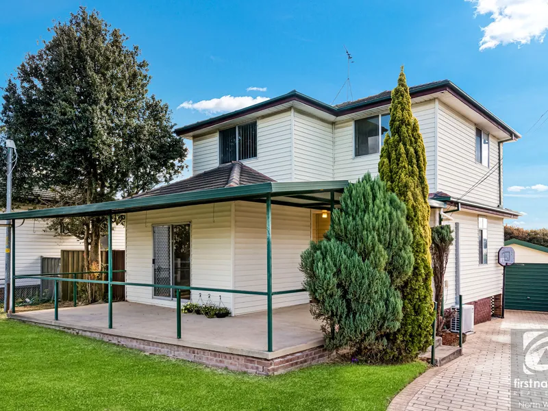 Expansive 3 bedroom Family Home! 