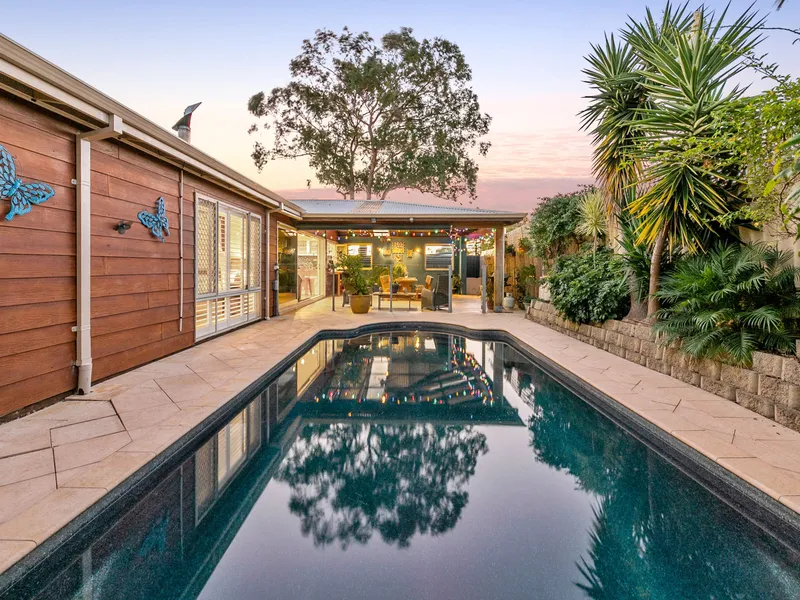 UNDER OFFER IN JUST THREE DAYS