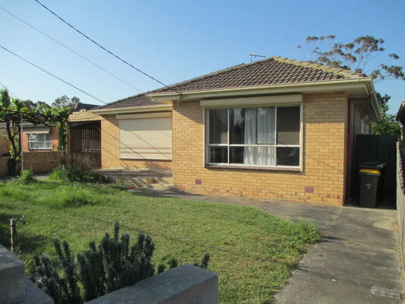 EXCELLENT FAMILY HOME !