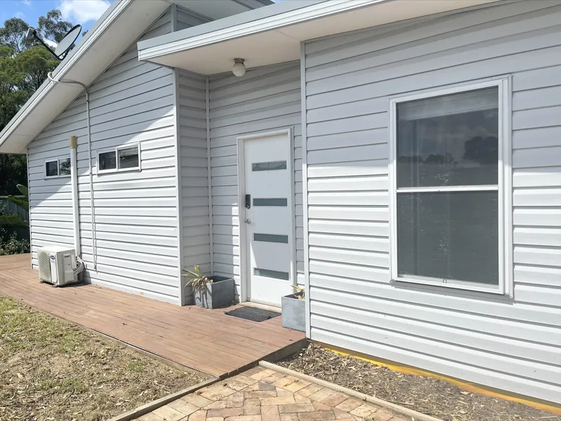 Well Presented, Modern Style Granny Flat