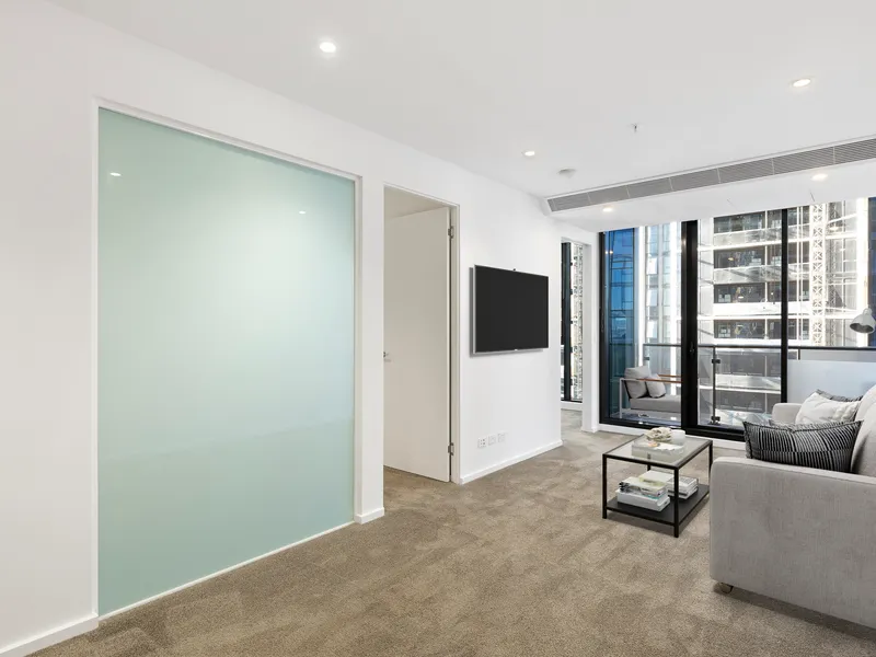 Pack your bags and move to this memorable city abode