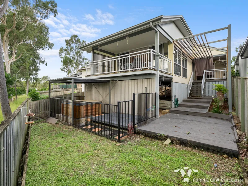 EX-DISPLAY HOME WITH FANTASTIC VIEWS