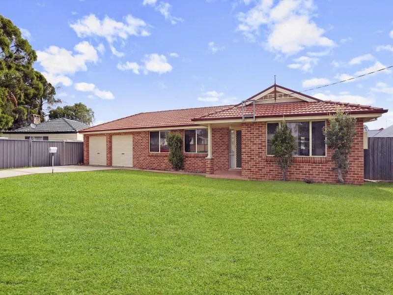 3 Bedrooms plus study