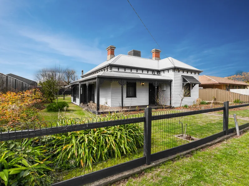 PERIOD CHARM WITH MODERN CONVENIENCE