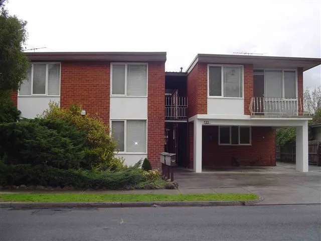 Two Weeks Rent Free - One Bedroom Apartment In Quiet Location