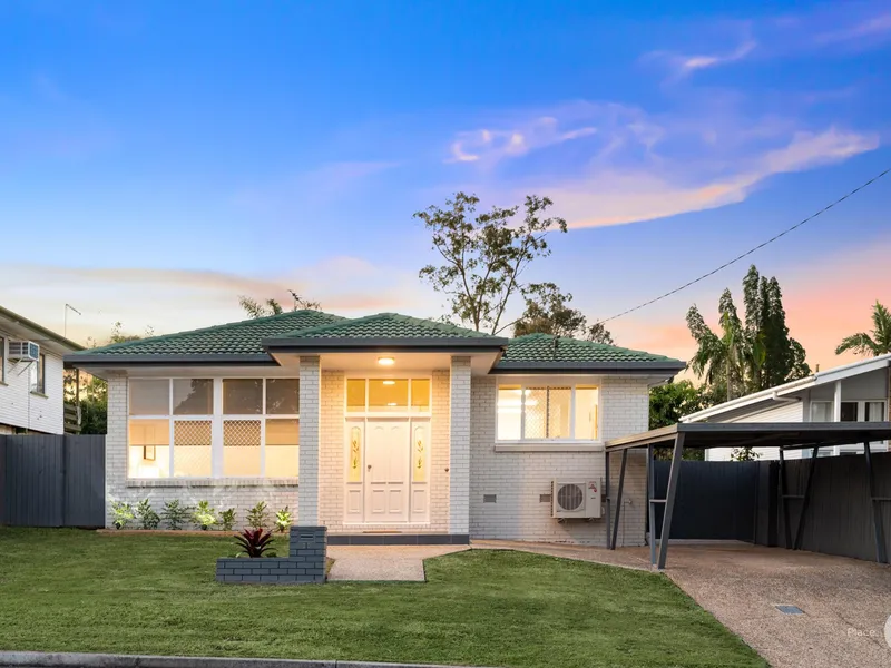 Immaculate Family Home in Idyllic Locale